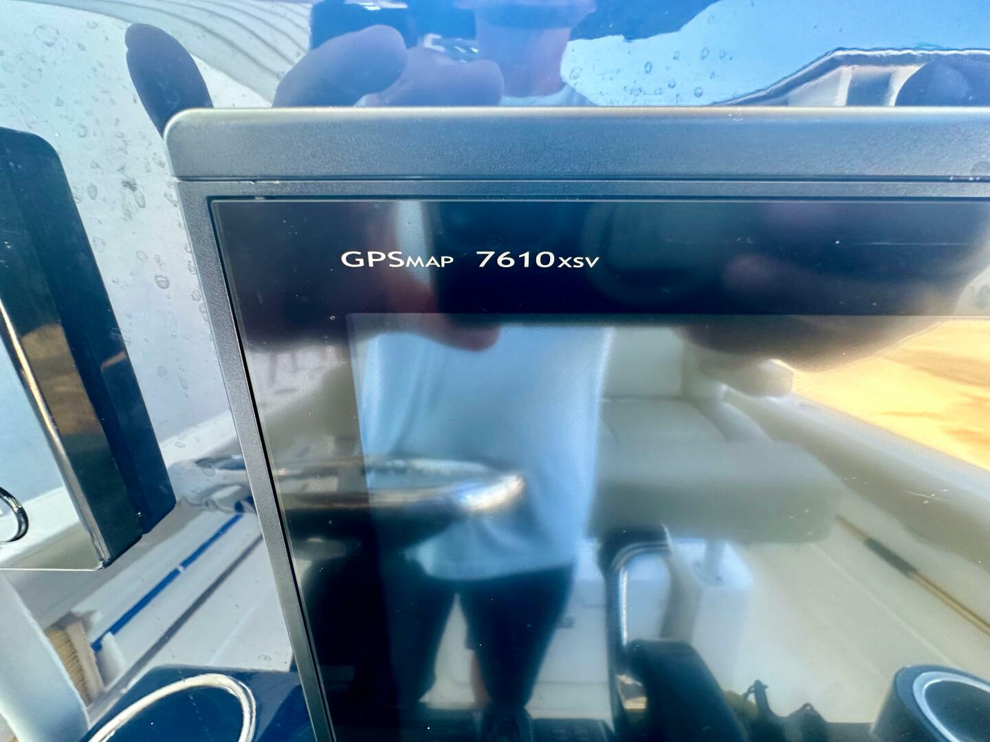2016 PURSUIT C 238 Center Console Base - Image 39