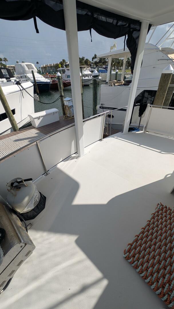 1994 Carver 370 AFT CABIN - Image 13