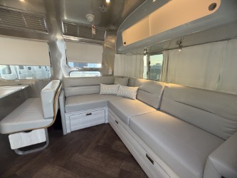 2026 AIRSTREAM INTERNATIONAL 30RBT - Image 5