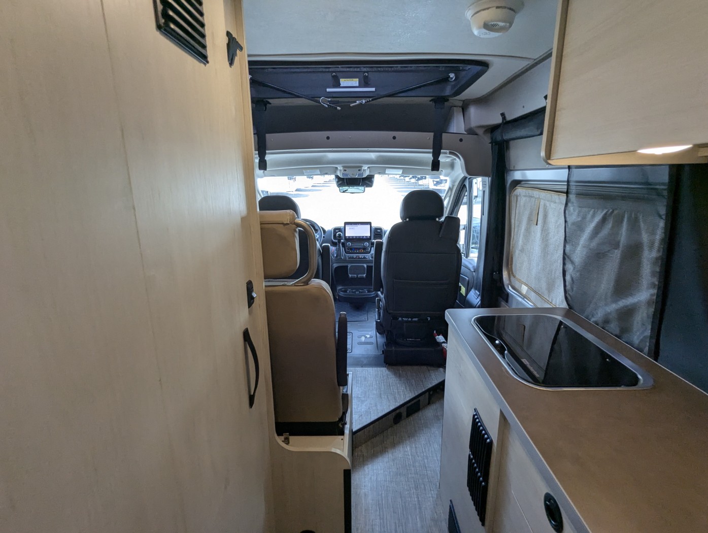 2026 Winnebago Solis 59PX - Pop Top - Image 37