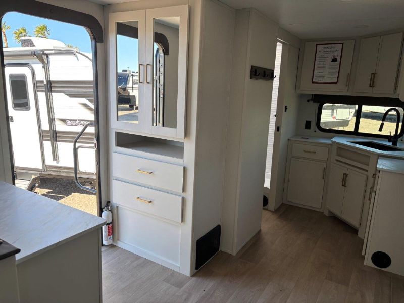 2026 Grand Design Transcend XPLOR 25MLX - Image 21