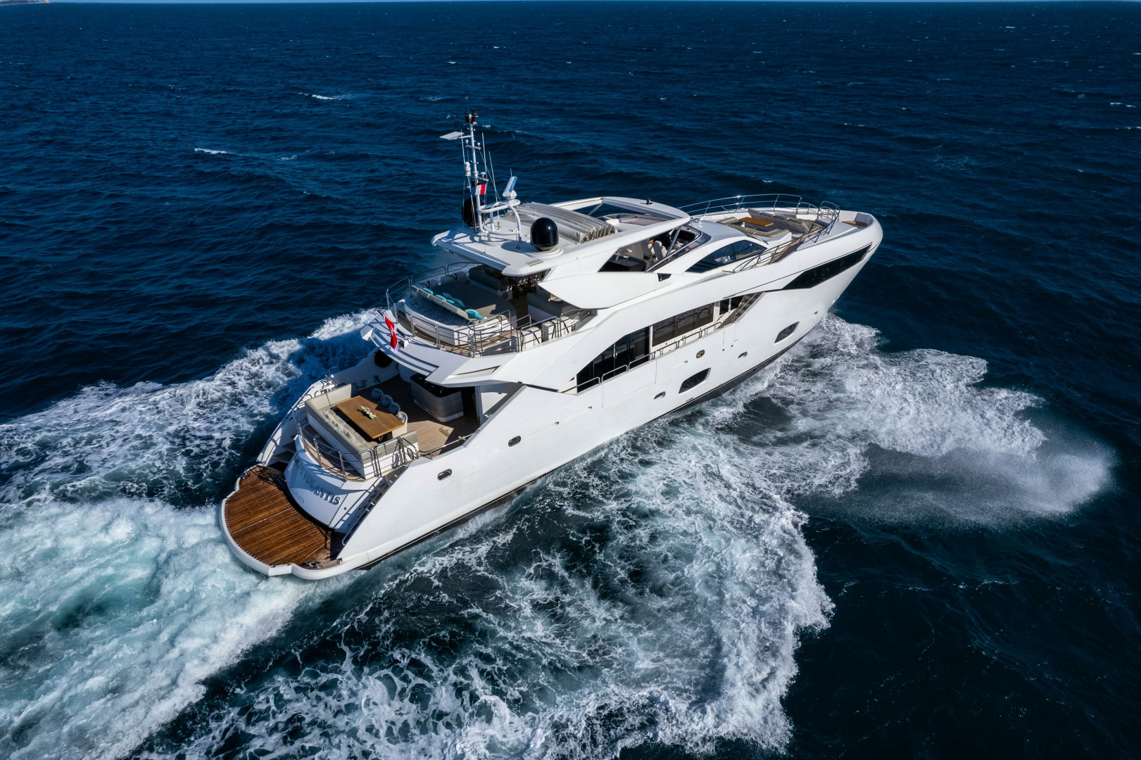 2014 Sunseeker Sunseeker 115 Sport Yacht - Image 27