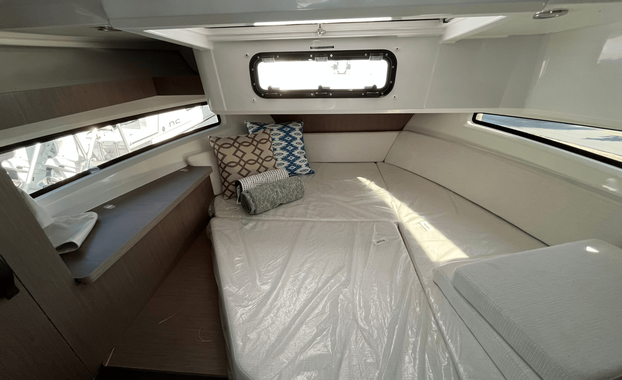 2027 JEANNEAU NC 895 SPORT S2 - Image 40