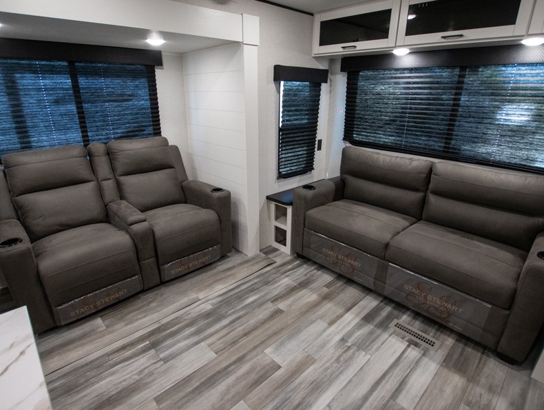 2026 Jayco Jay Flight SLX 334RTS - Image 9
