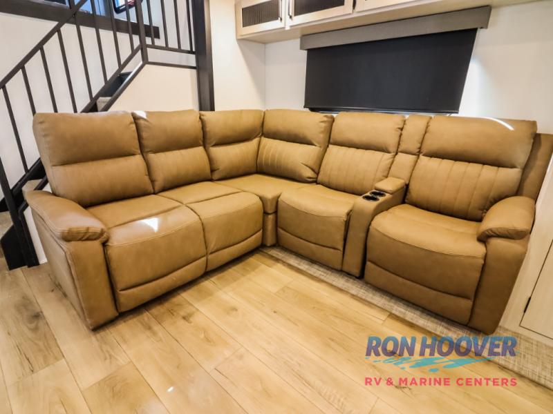 2026 PALOMINO PUMA 420LFT - Image 20