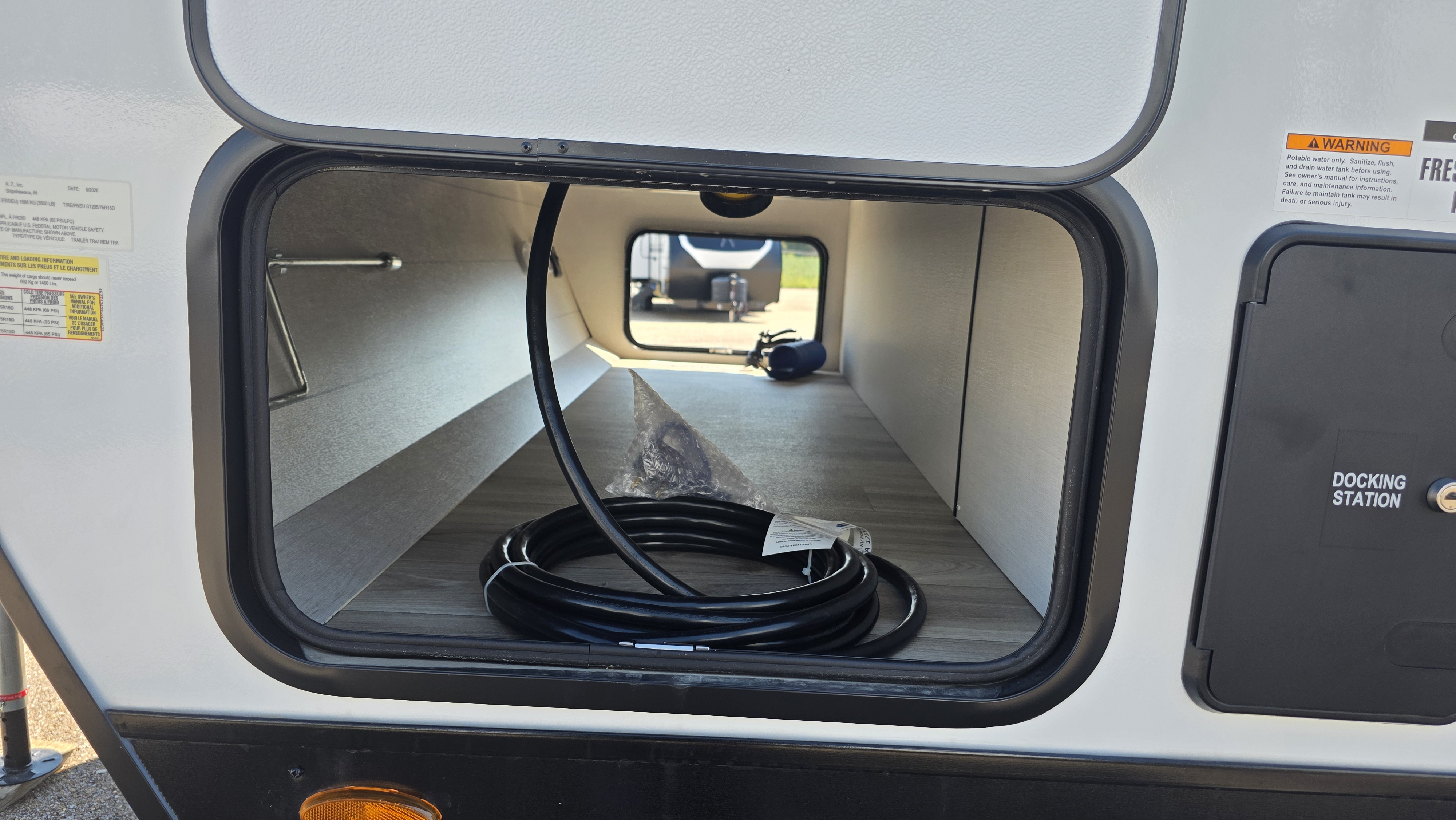 2027 VENTURE RV SPORTTREK STINGER 232VRL - Image 7