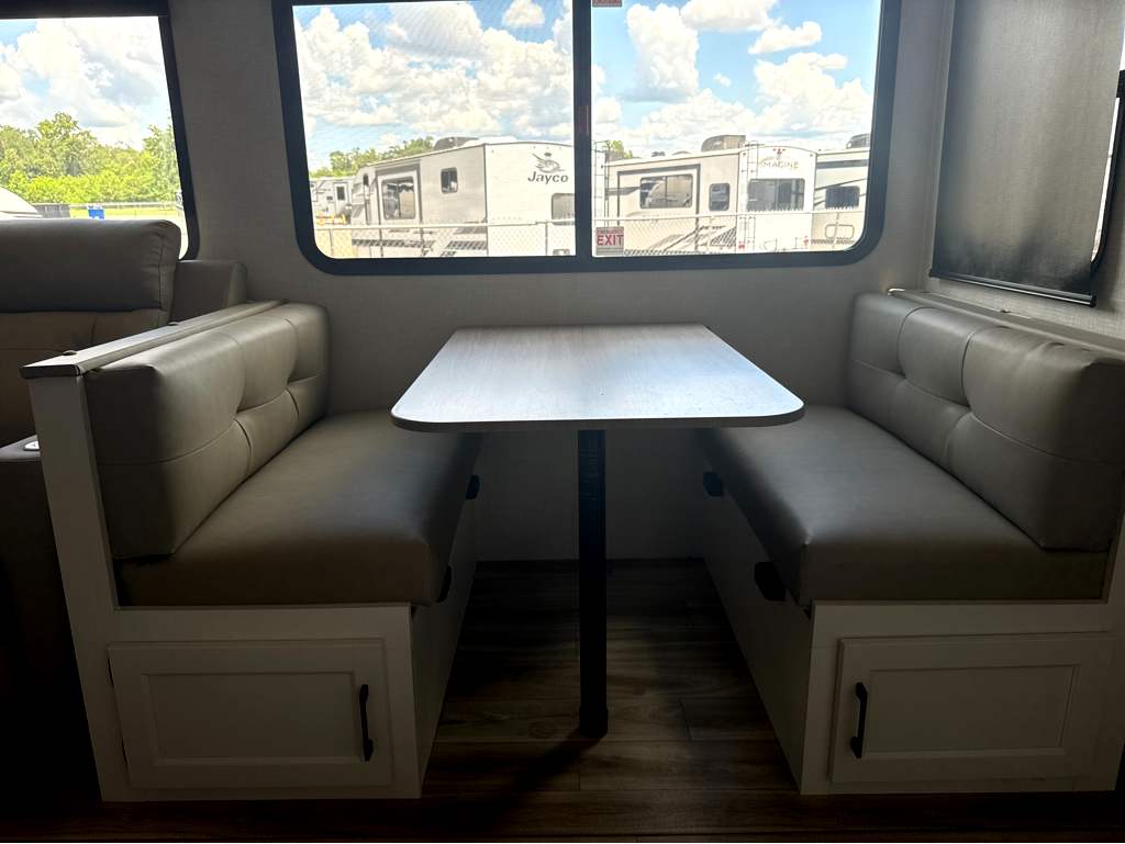 2027 VENTURE RV STRATUS 281VBH - Image 21