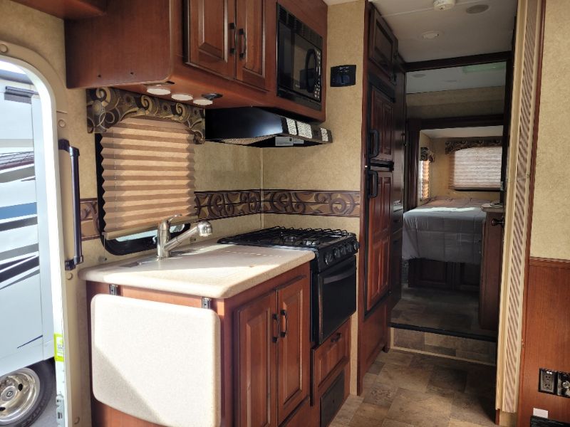 2014 Forest River Solera 24R - Image 8