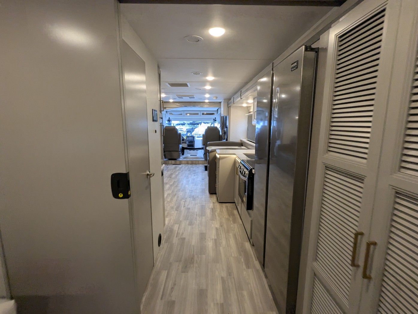 2026 Thor Motor Coach Windsport 36H - Image 32