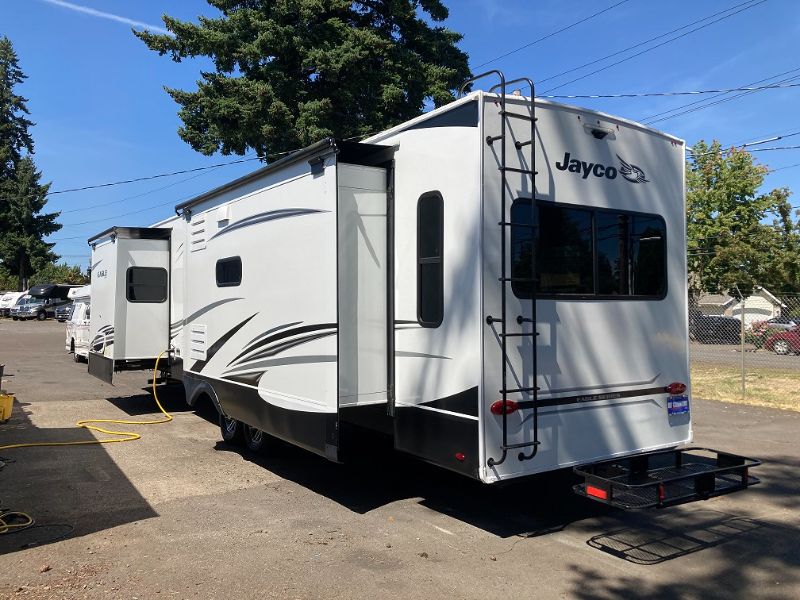 2021 Jayco Eagle 330RSTS - Image 2