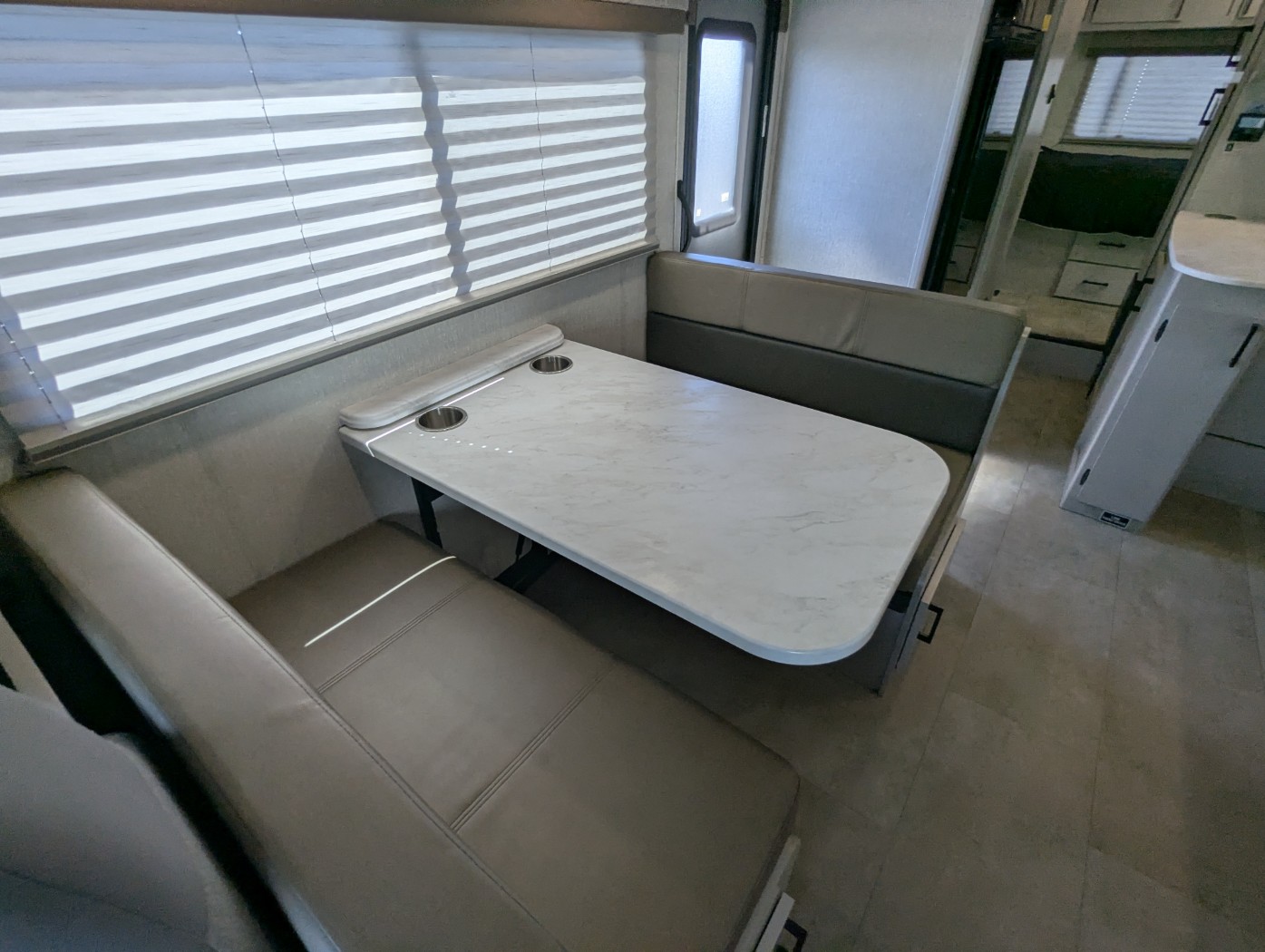 2025 Coachmen Leprechaun 260QB - Ford E-450 - Image 11