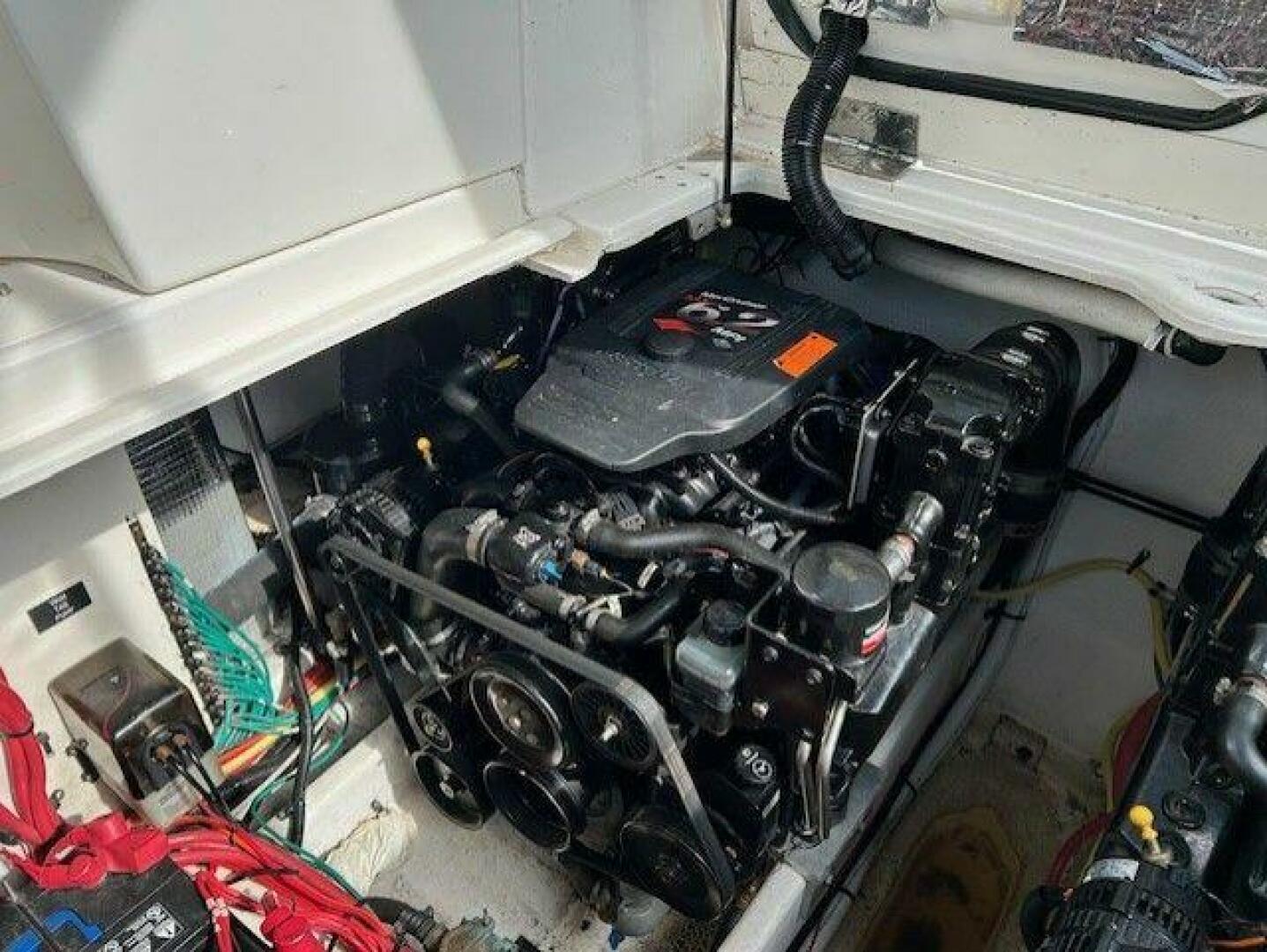 2004 Cruisers Yachts 340 Express - Image 50