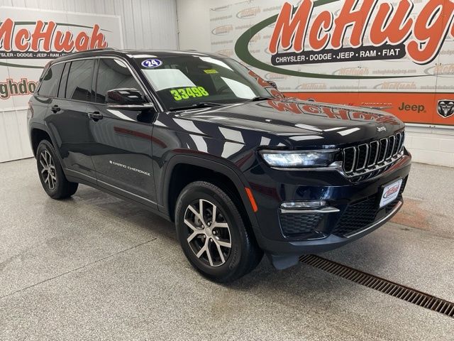 2024 Jeep Grand-Cherokee-L Laredo Altitude 4x4 - Image 3