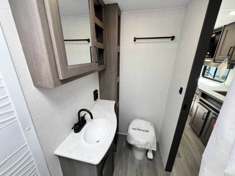 2026 Grand Design Transcend XPLOR 20MKX - Image 14