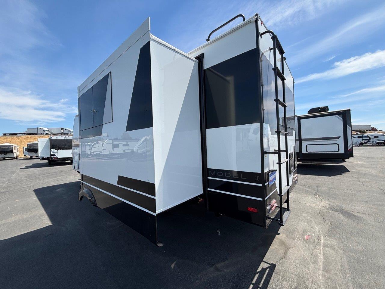 2026 Brinkley RV Model I 275 - Image 2