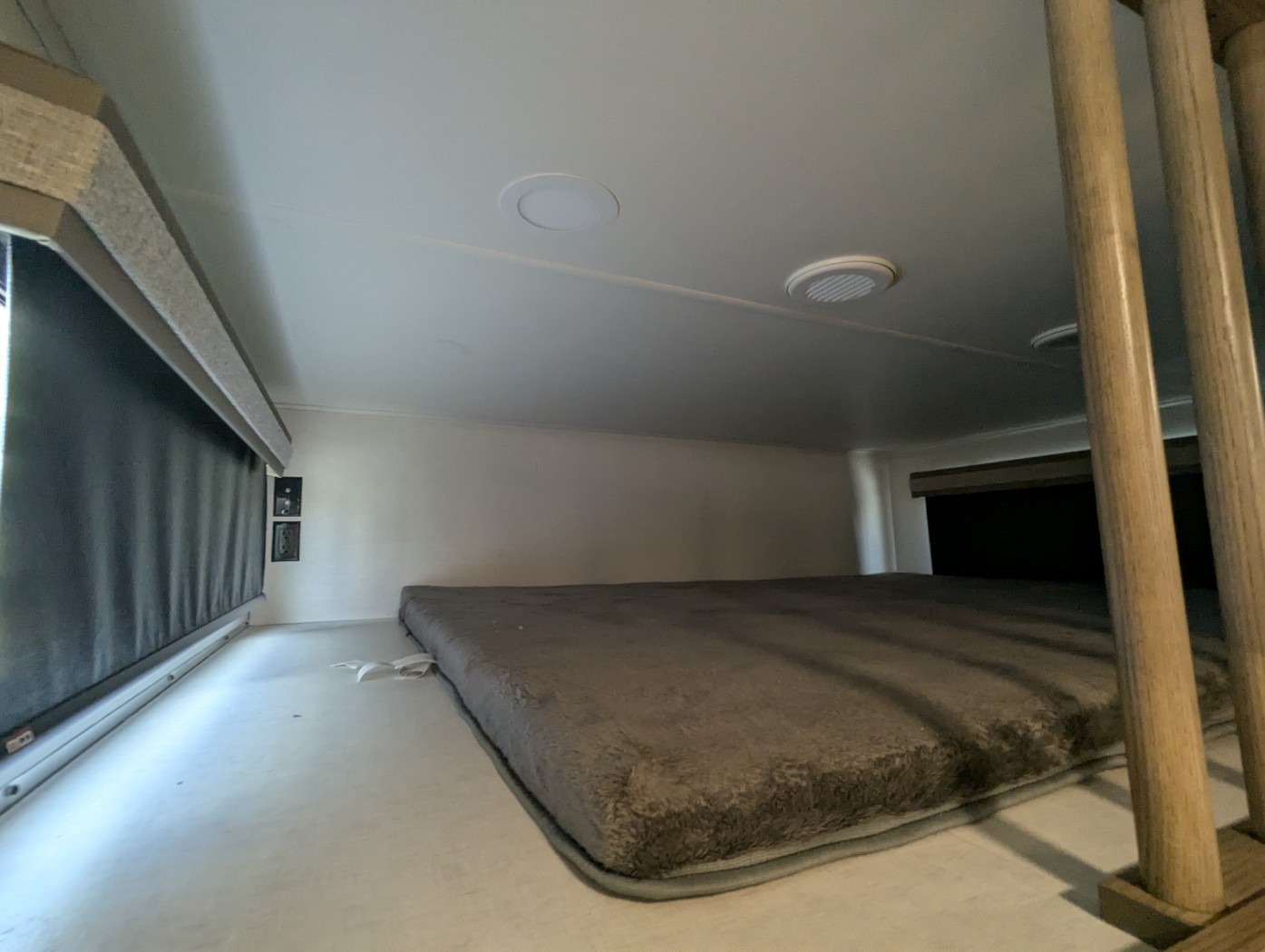 2024 Alliance RV Paradigm 395DS - Image 16