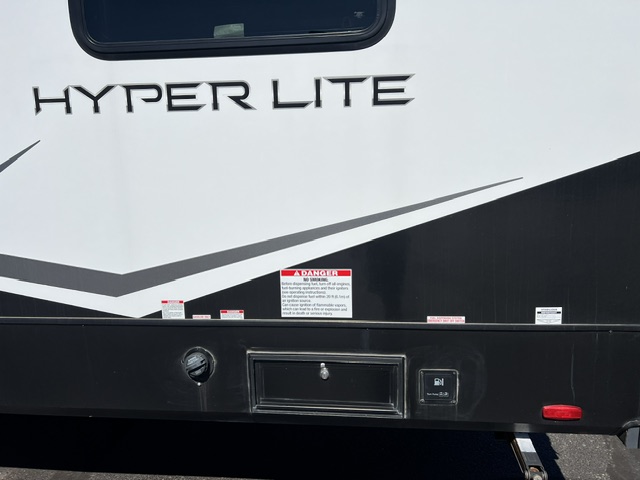 2022 Forest River XLR Hyperlite 3212 - Image 11