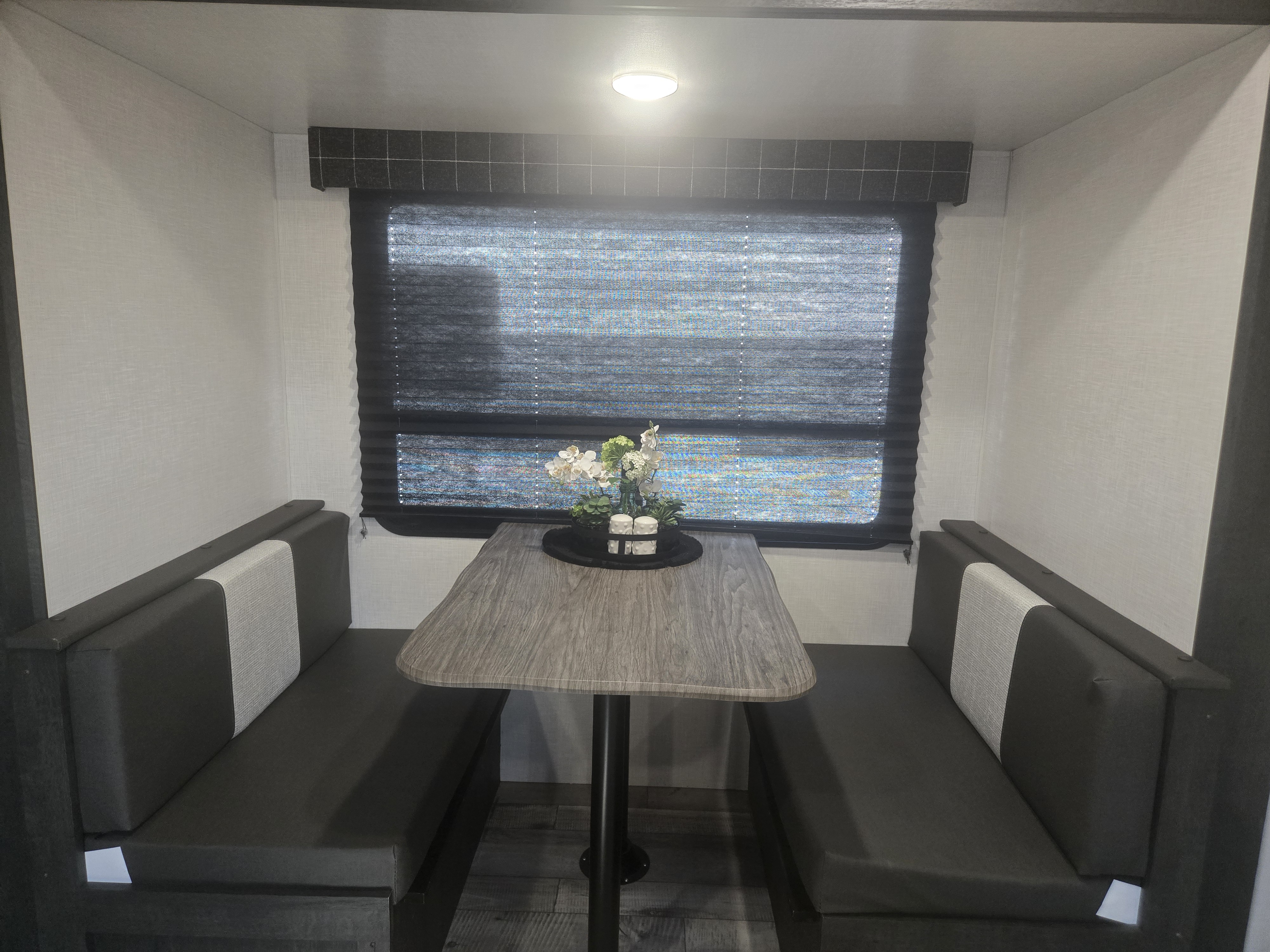 2023 KZ RV Sportsmen SE 231BHKSE - Image 11