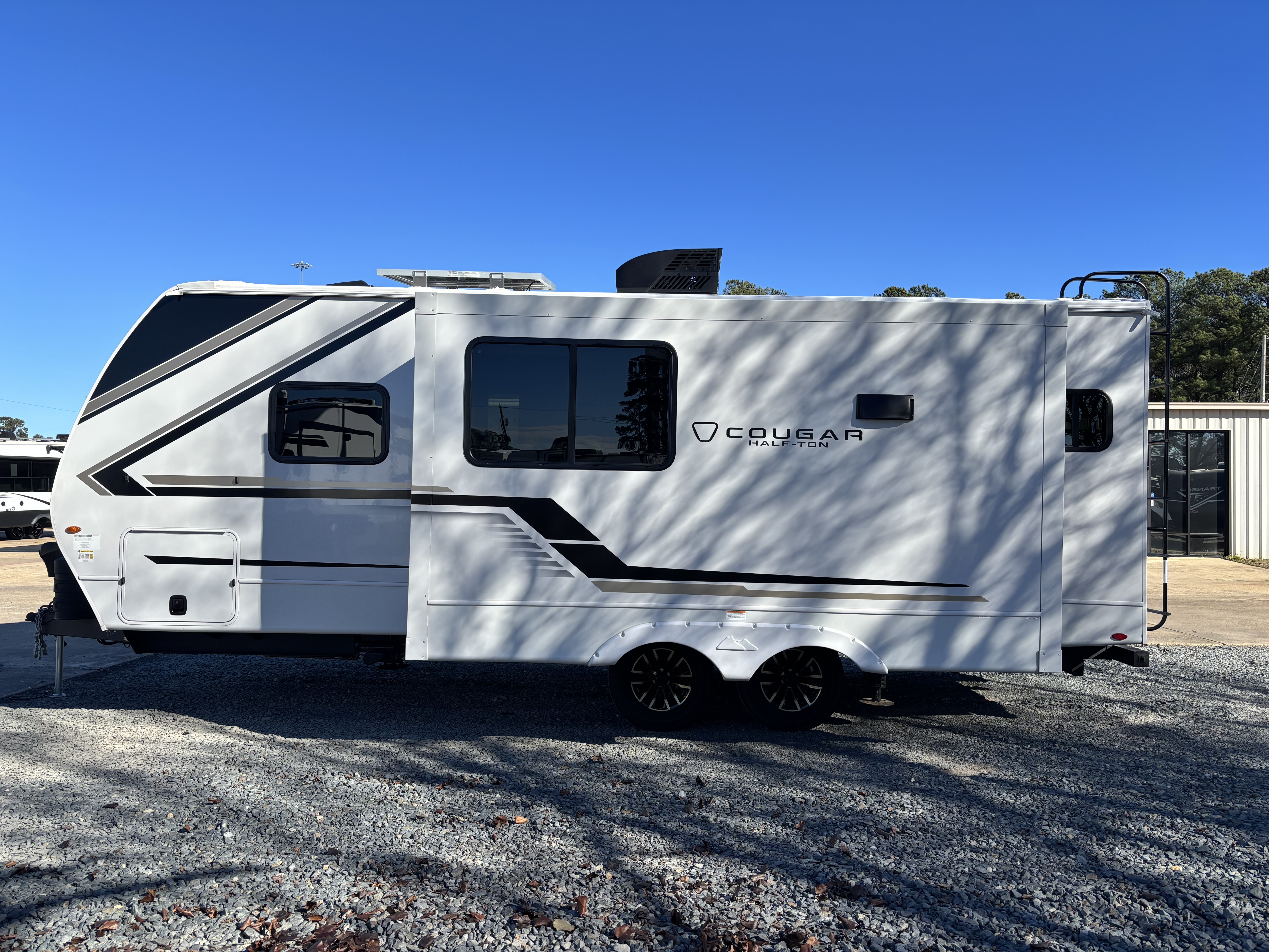2026 Keystone Cougar Half-Ton 22MLS - Image 5
