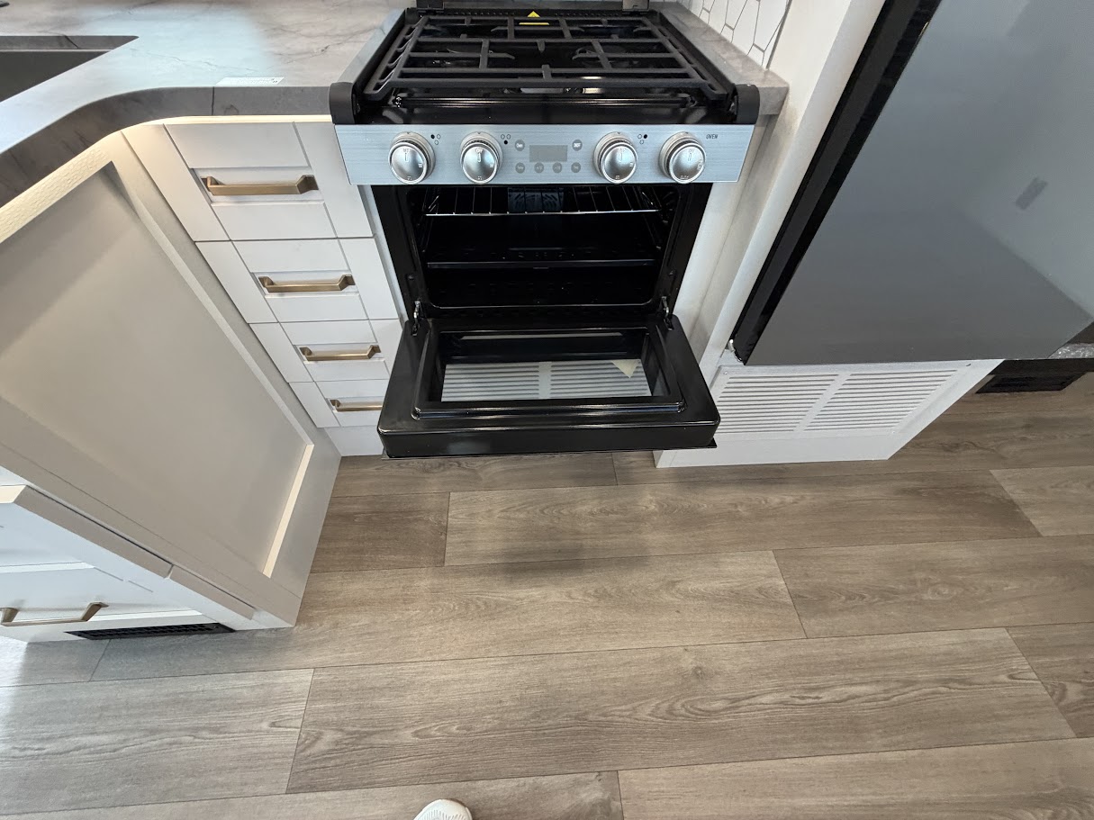 2027 JAYCO GREYHAWK 30Z - Image 23