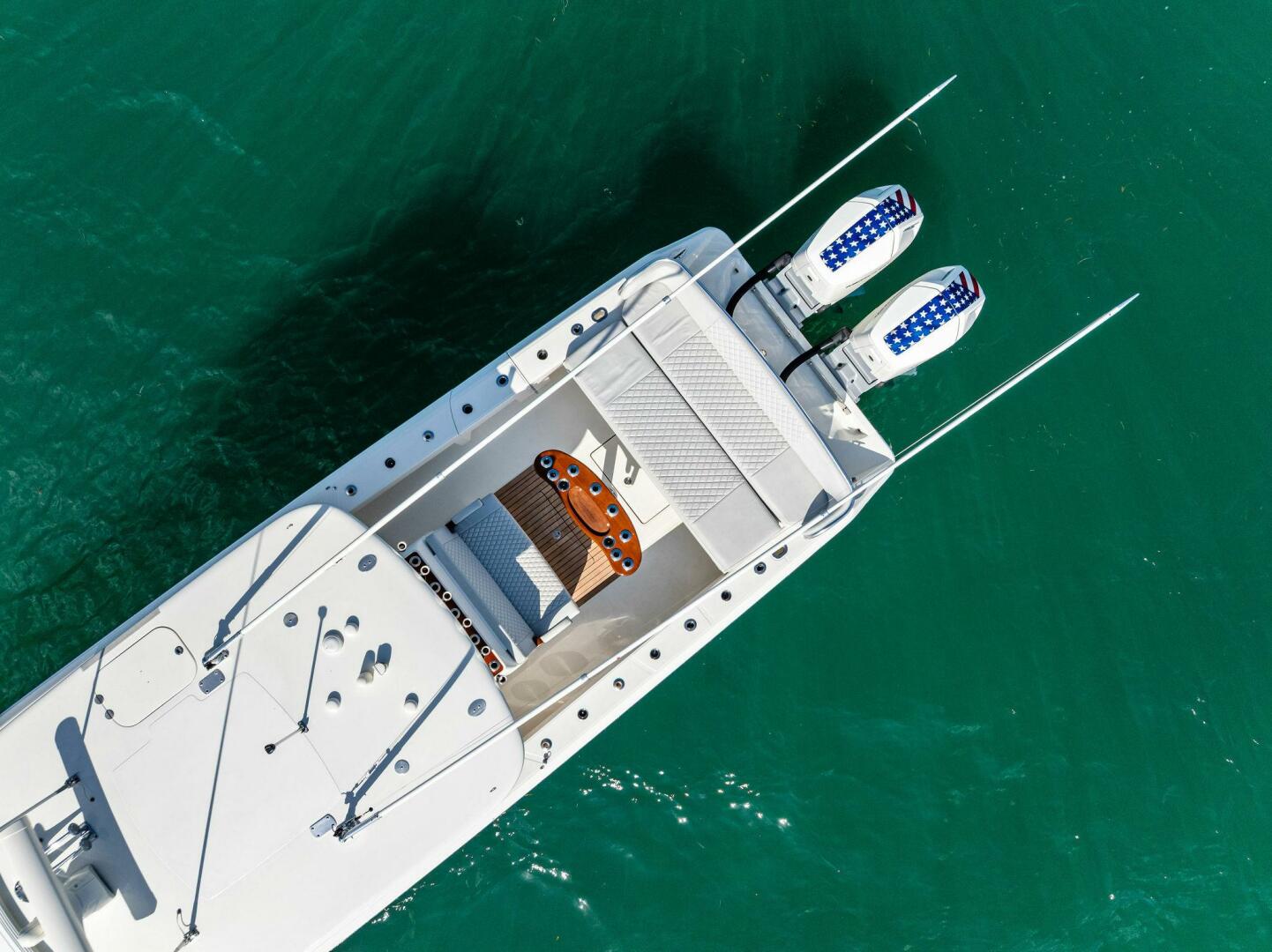 2015 Bahama 41 - Image 19