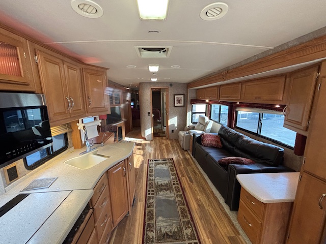 2007 WINNEBAGO TOUR 40TD - Image 12
