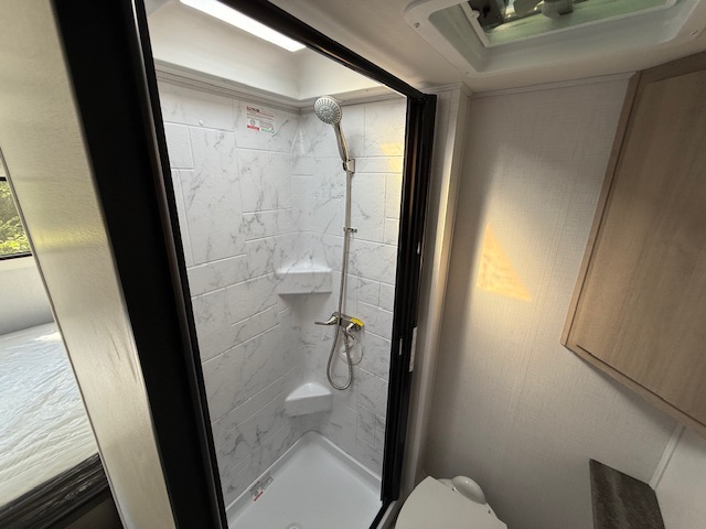 2026 SUNSEEKER 2380 AFT - Image 21