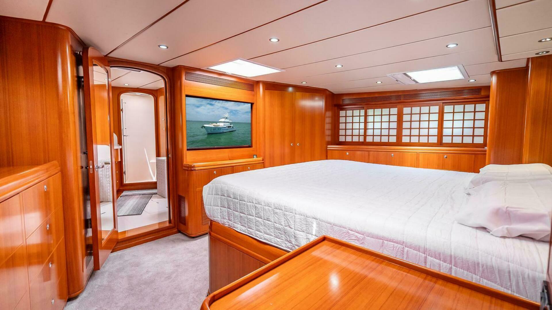 2009 Nordhavn 76 - Image 20