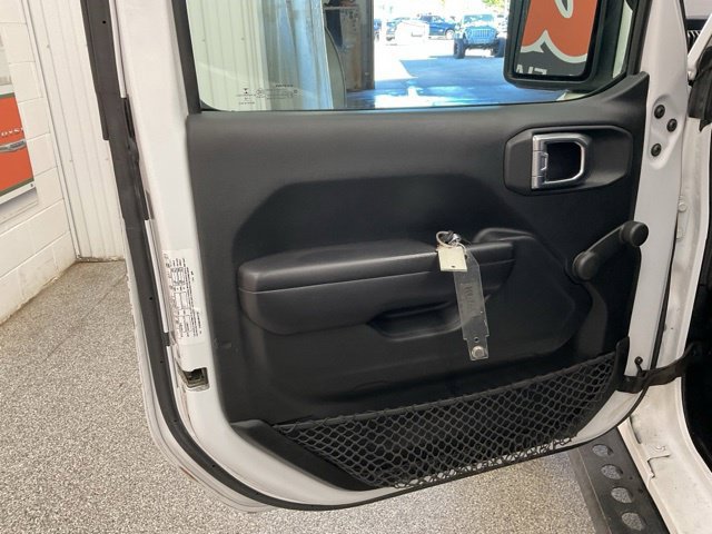 2018 Jeep Wrangler Utility 4D Unlimited Sport 4WD V6 - Image 11