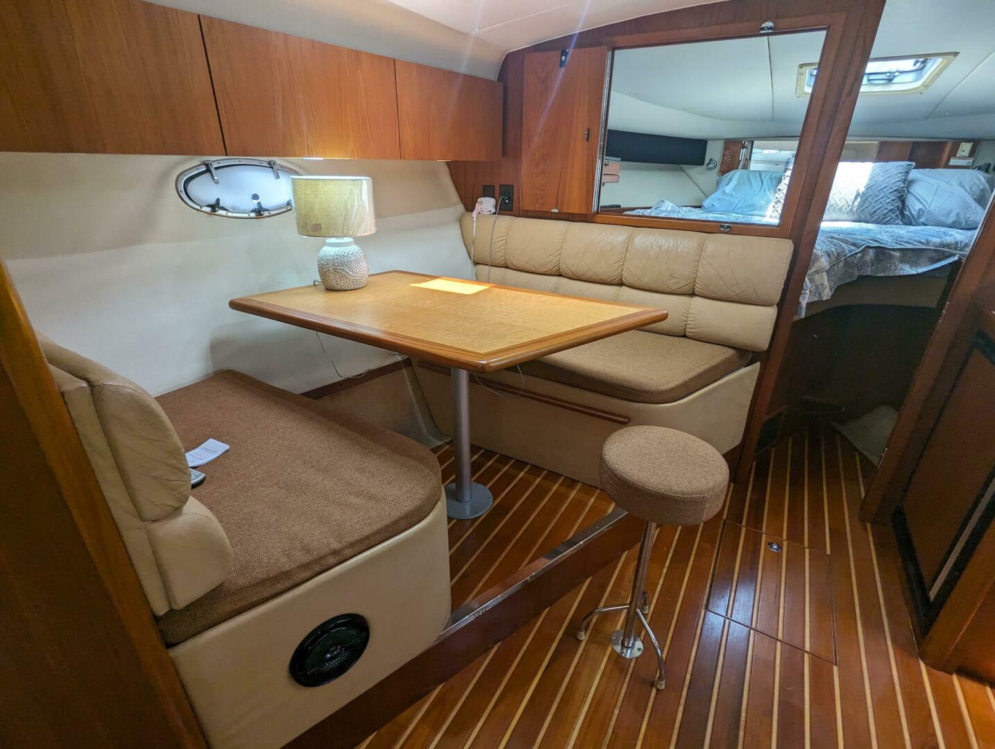 2000 Tiara Yachts 3500 Express - Image 6