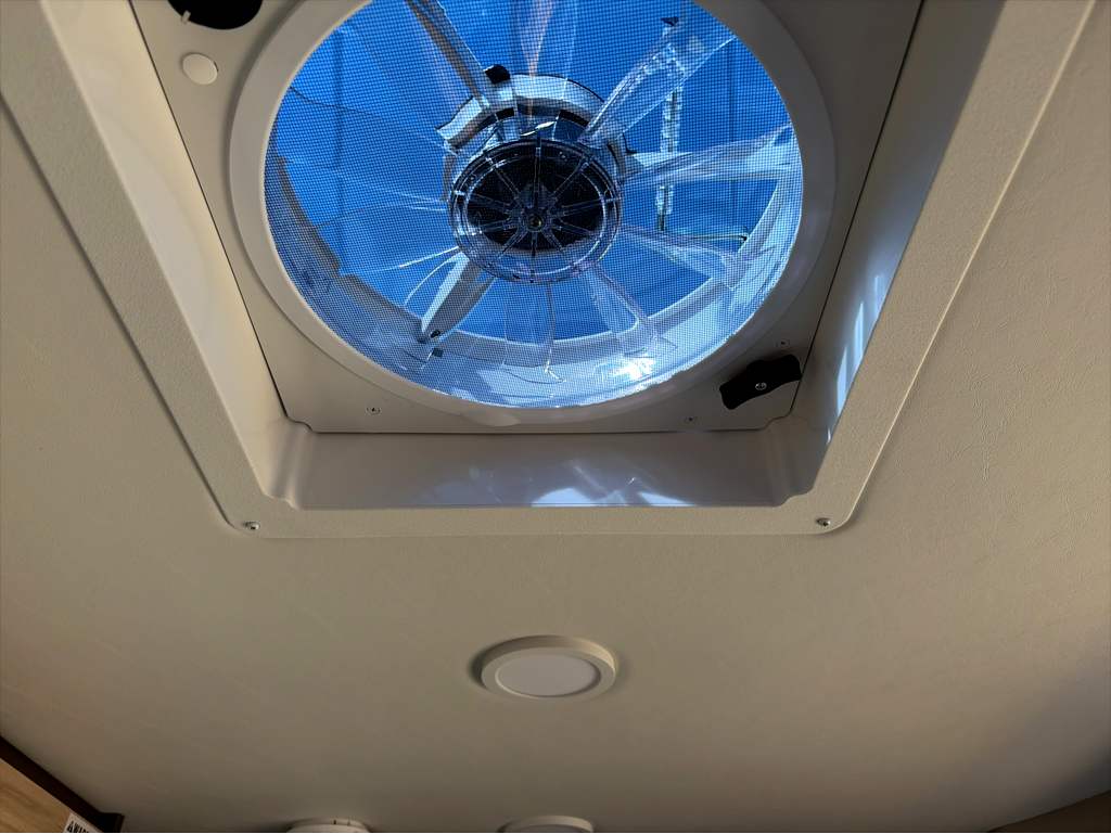 2027 JAYCO SWIFT 20T - Image 34