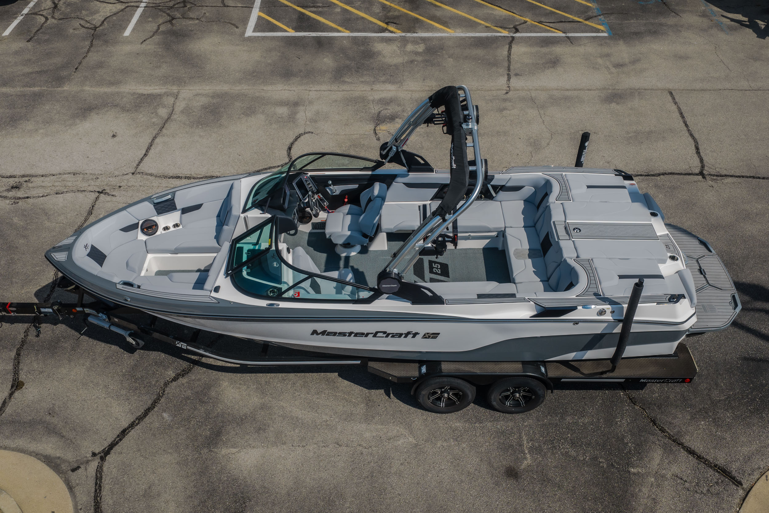 2024 MasterCraft XT25 - Image 7
