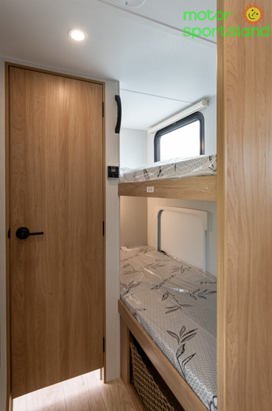 2027 Winnebago Micro Minnie 2200TBH - Image 24