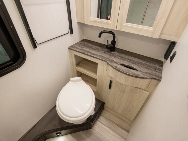 2023 Forest River Sunseeker 2400TSD - Image 14