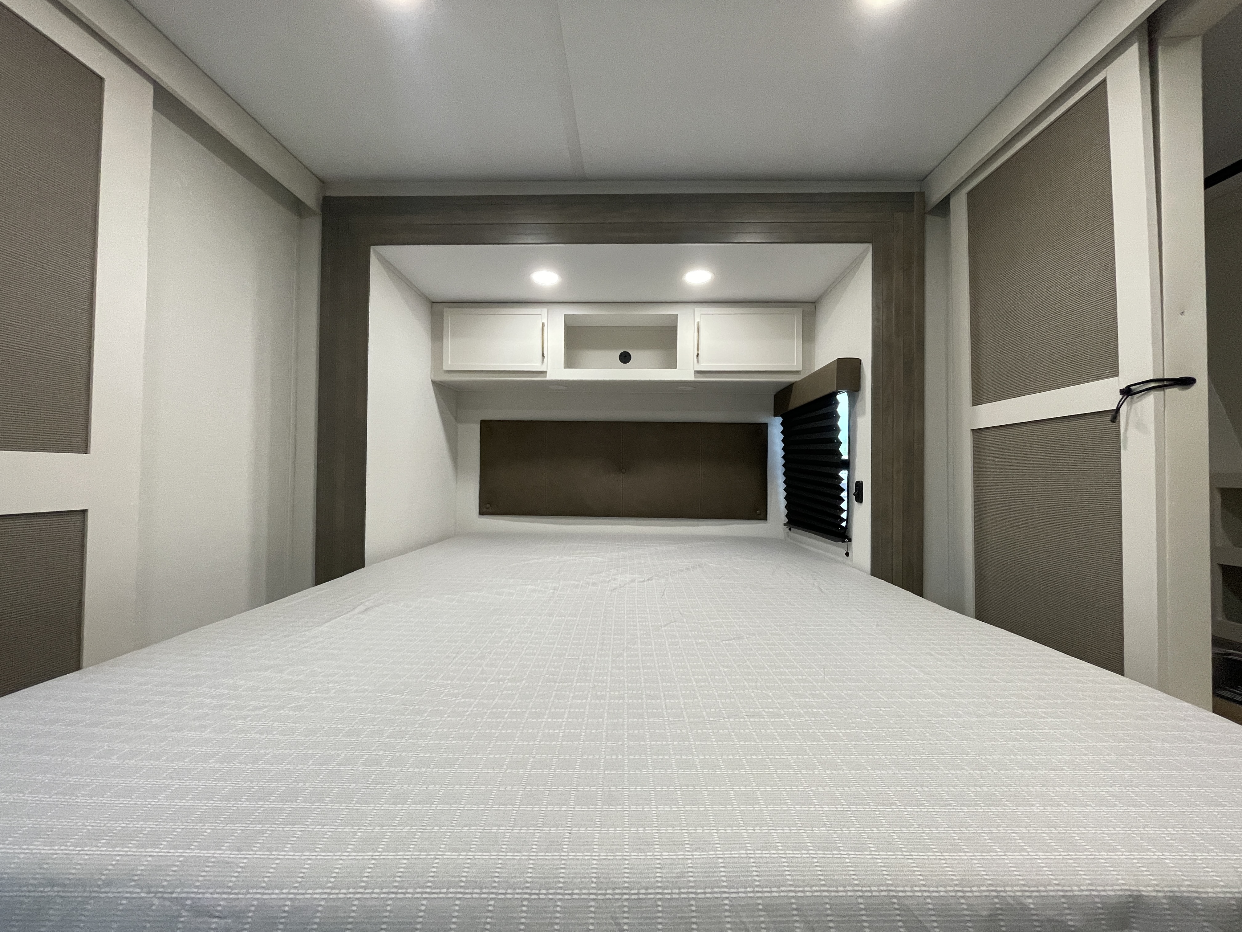 2027 Grand Design Transcend 335BHT - Image 26
