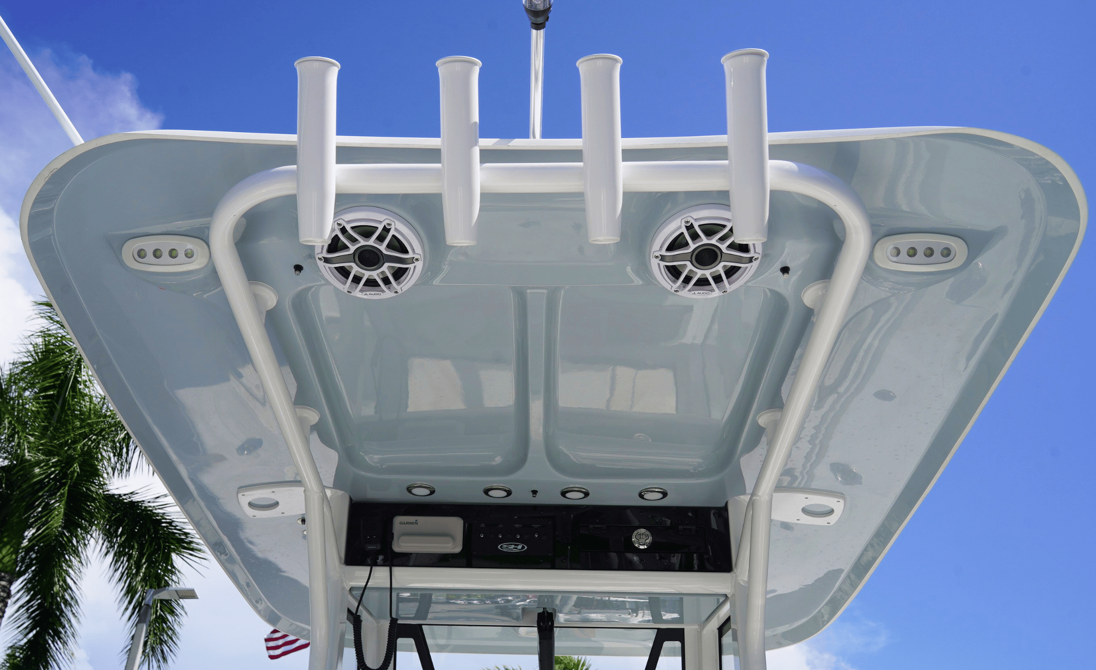 2027 SEA HUNT ULTRA 265SE - Image 22