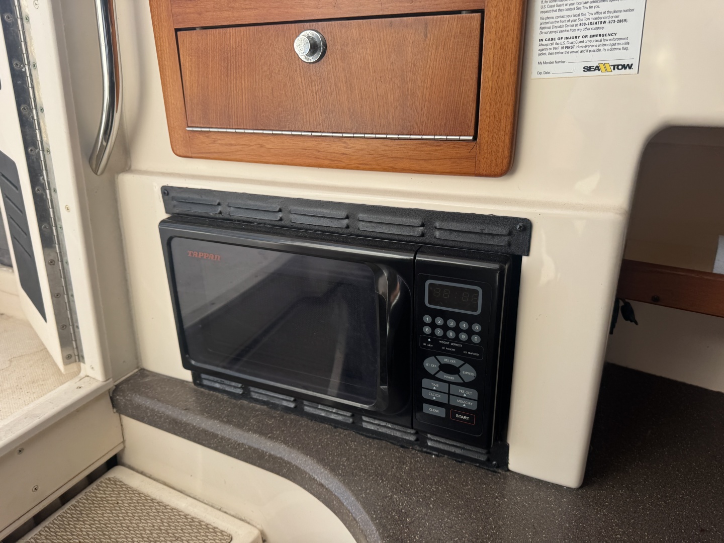 2007 Grady-White 305 Express - Image 22