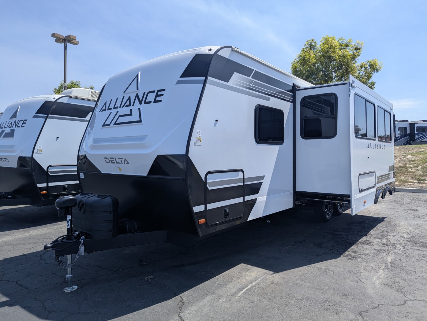2027 Alliance RV Delta 281BH - Image 3