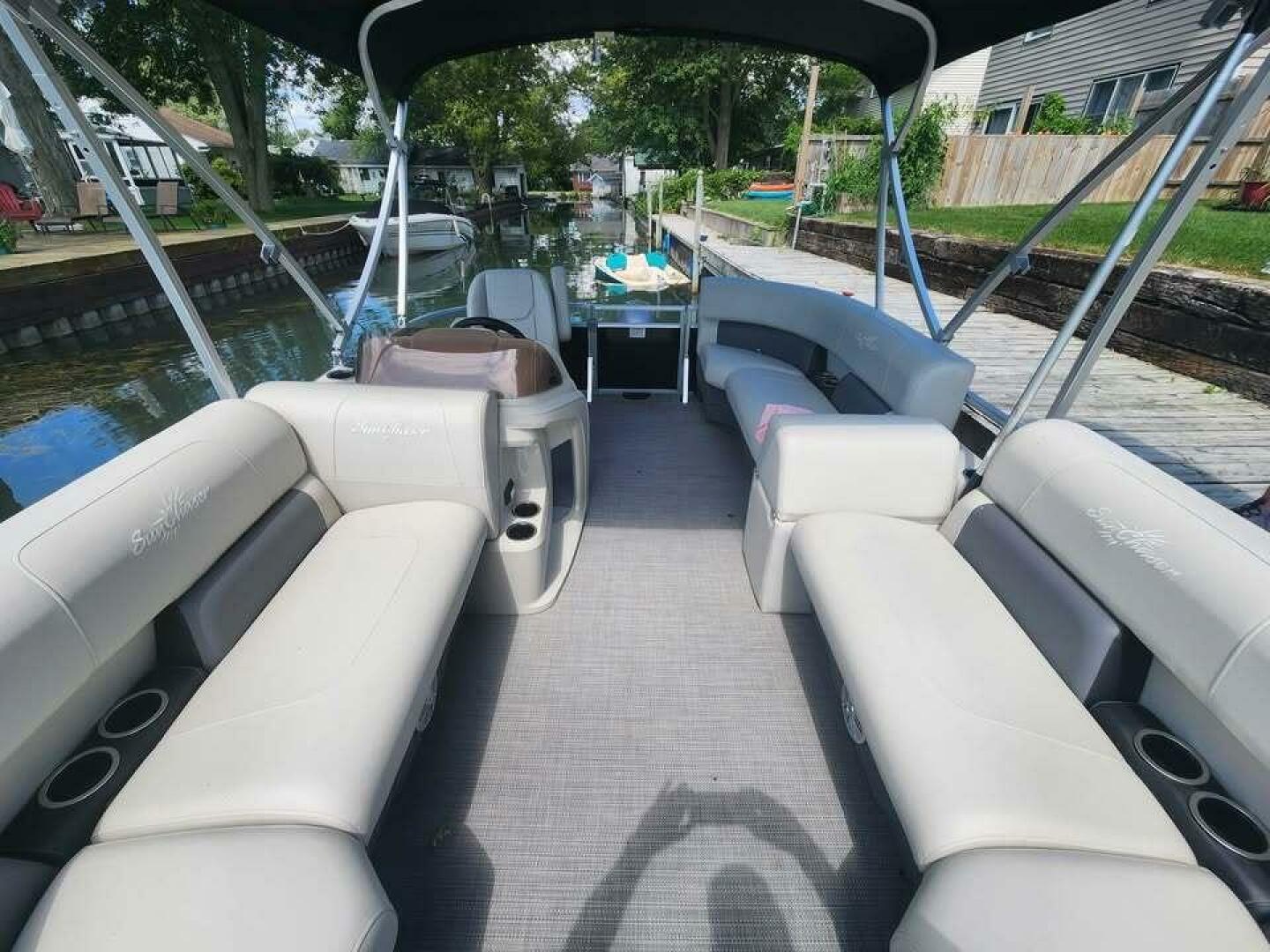 2023 SunChaser Vista 16 - Image 9