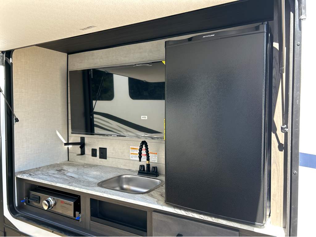 2026 VENTURE RV SPORTTREK 343VIK - Image 5