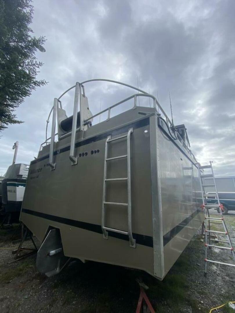 2022 Custom Freestyle Marine 32 - Image 36