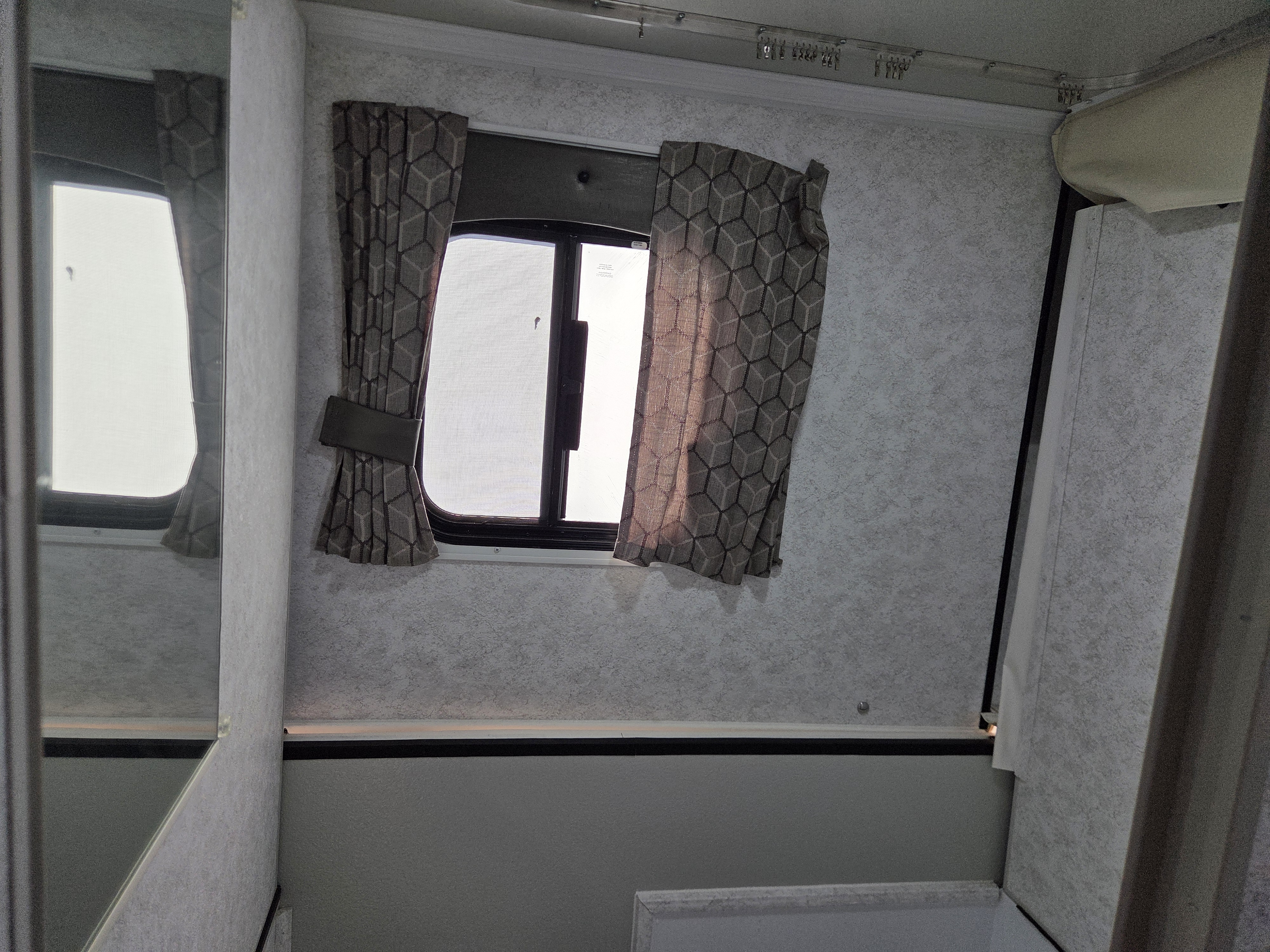 2023 TM Industries Trail Manor 2518KB - Image 10