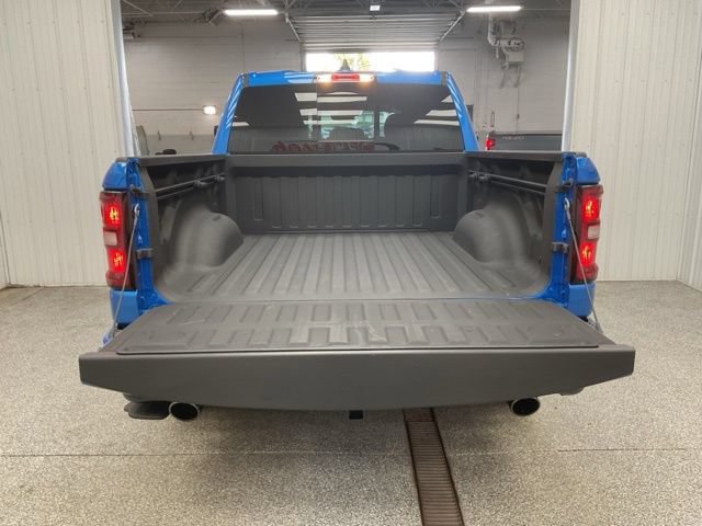 2026 Ram 1500 Big Horn 4x4 Crew Cab 5'7" Box - Image 11