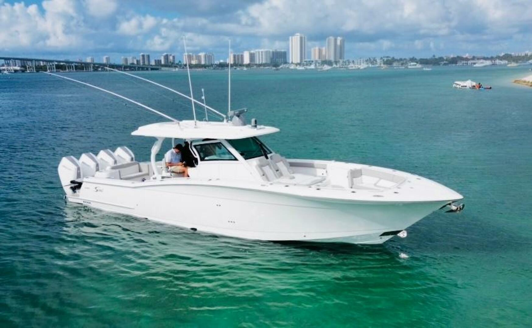 2006 Carver 43 Motor Yacht - Image 7