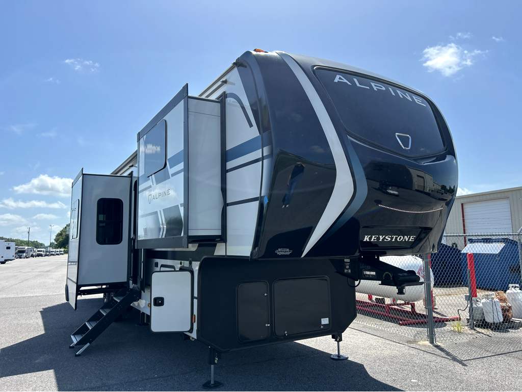 2026 Keystone ALPINE 3820FK - Image 1
