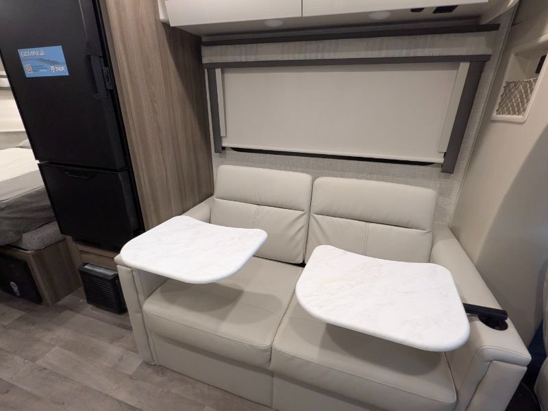 2025 Thor Motor Coach Gemini AWD 24JG - Image 15