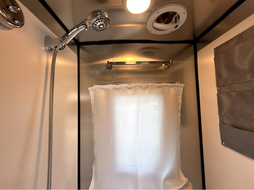 2026 AIRSTREAM Basecamp 20XE - Image 25