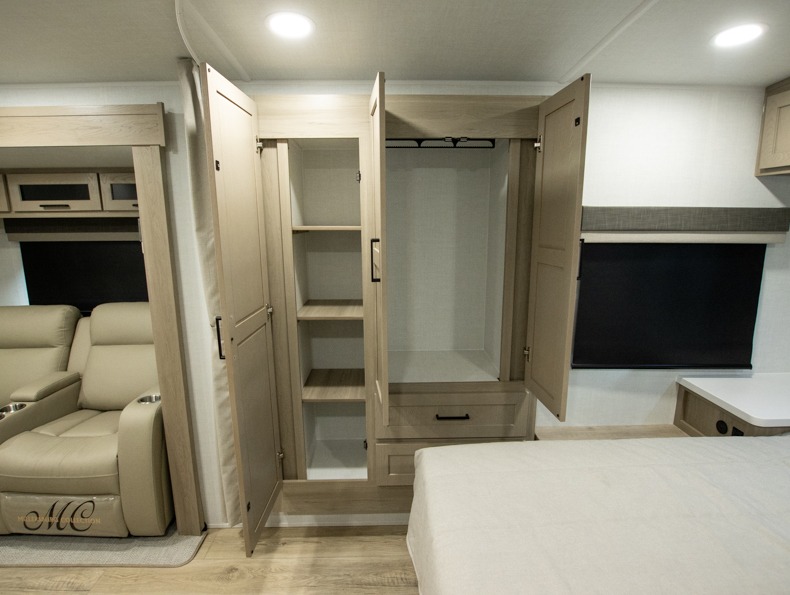 2026 Forest River Rockwood Mini Lite 2522FB - Image 22