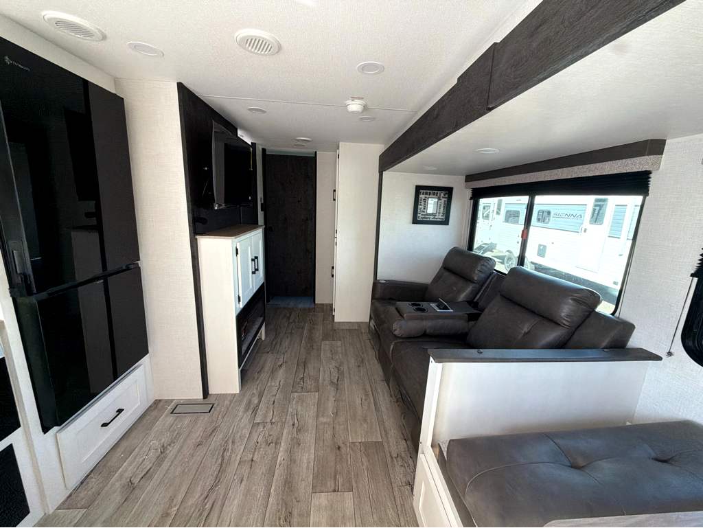 2026 VENTURE RV SIENNA 281VQB - Image 18