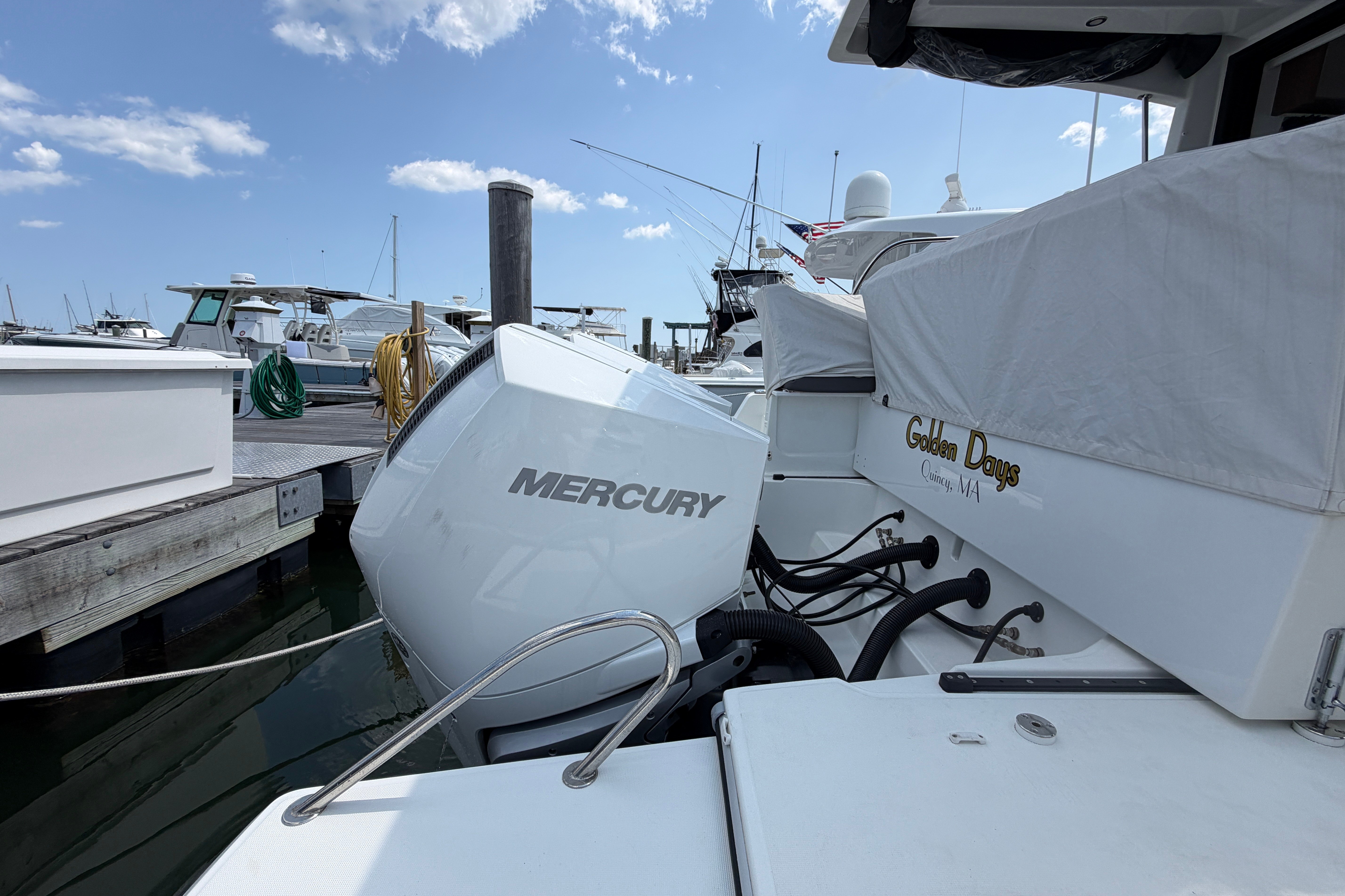 2023 Beneteau Antares 11 OB - Image 96